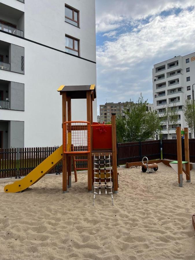 Apartament 26 Metro Apartment *